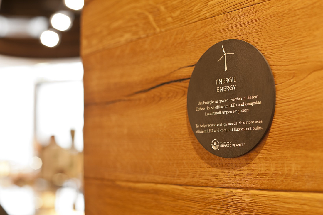 Energy-efficient LED lighting in Starbucks Coffee House Koblenz reduces energy consumption.