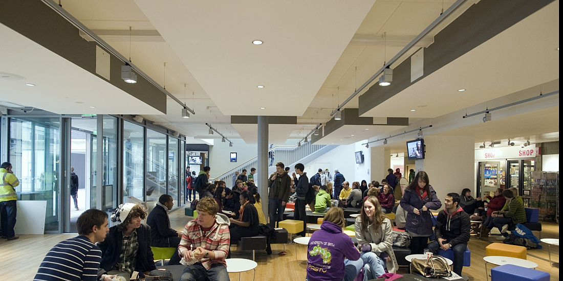 ERCO Optec LED spotlights and Quintessence LED recessed luminaires illuminate the University of Bath's student union.