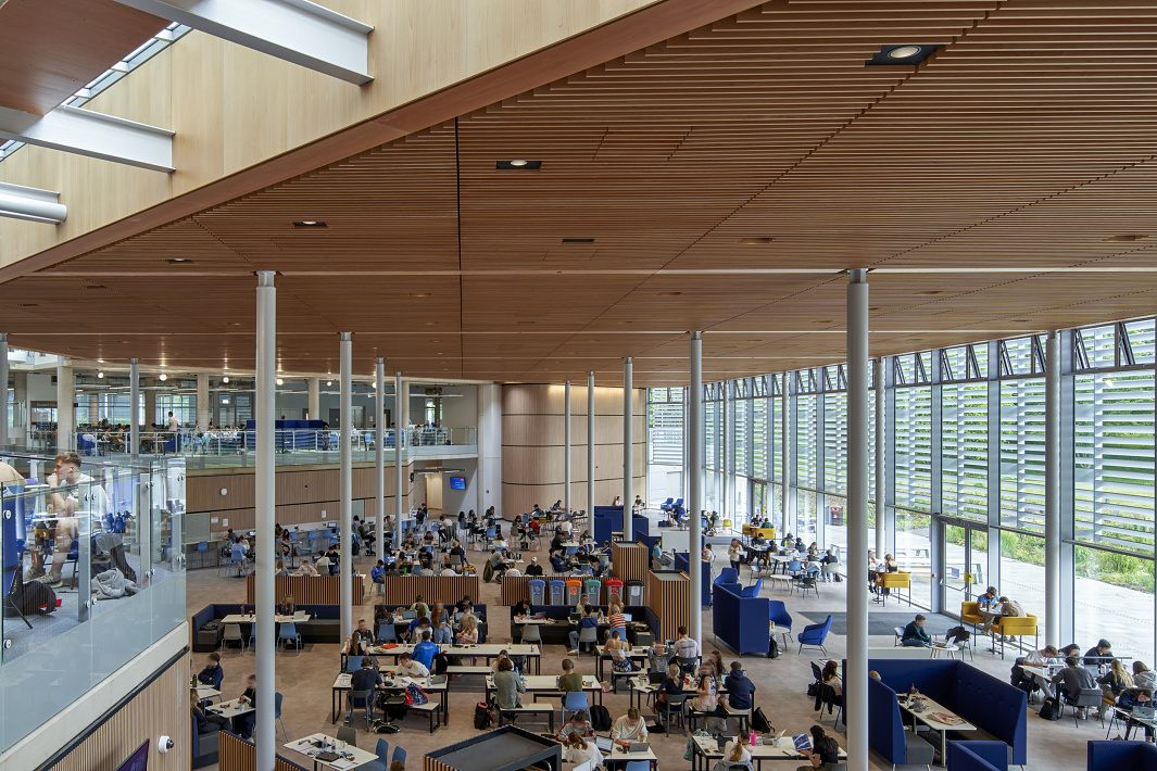 ERCO lighting in the new School of Management building at the University of Bath.