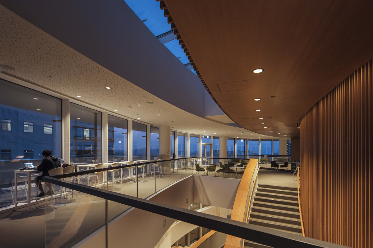 University of Hong Kong interior featuring ERCO LED lighting for visual comfort.