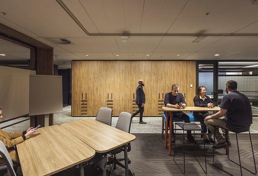 Flexible ERCO downlights illuminate the VicRoads Customer Hub in Melbourne.