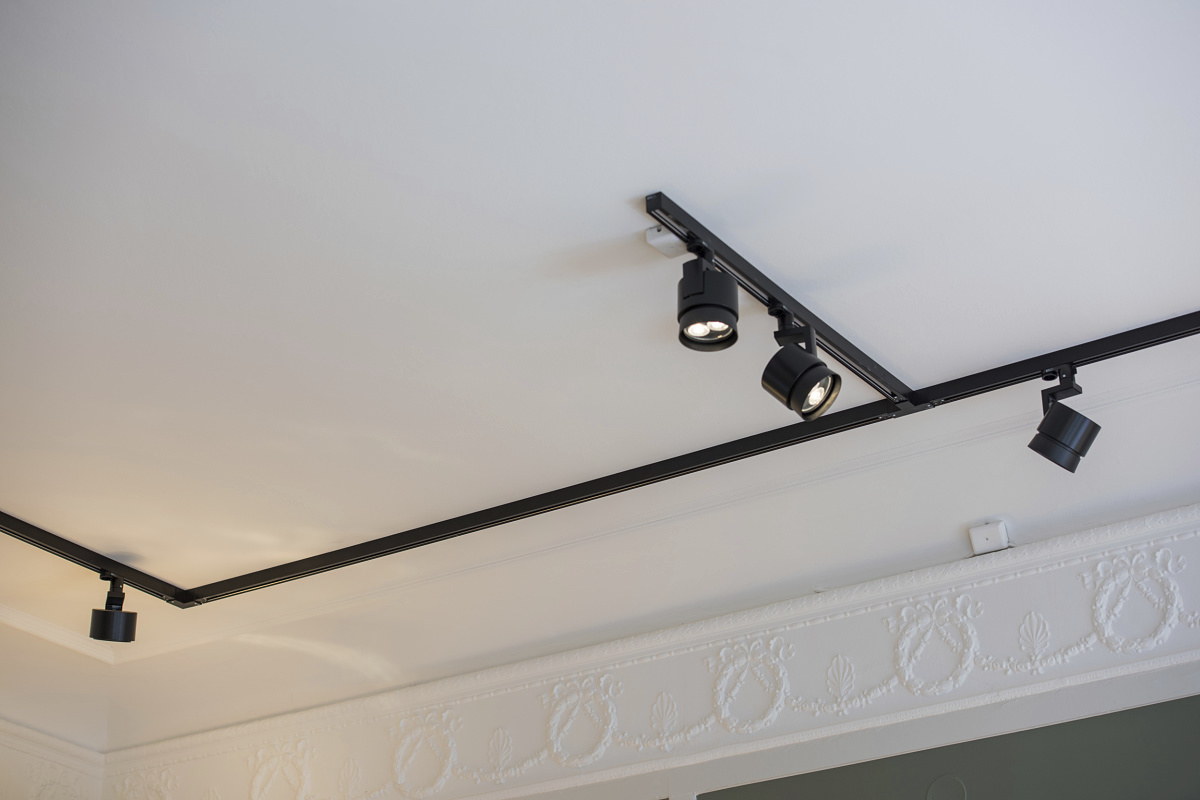 ERCO Parscan spotlights on track, providing office lighting in the Zington Office, Stockholm.