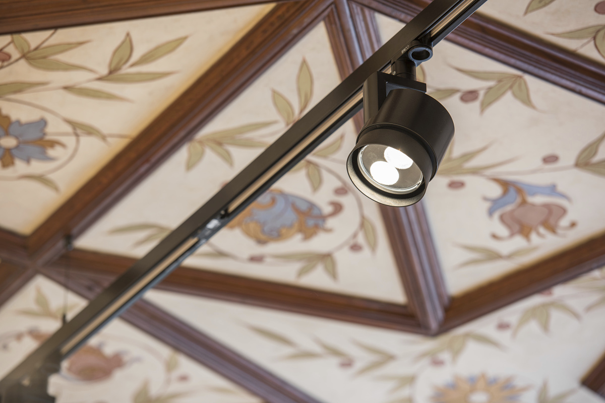 ERCO Parscan spotlight providing visual comfort in the Zington Office, Stockholm.
